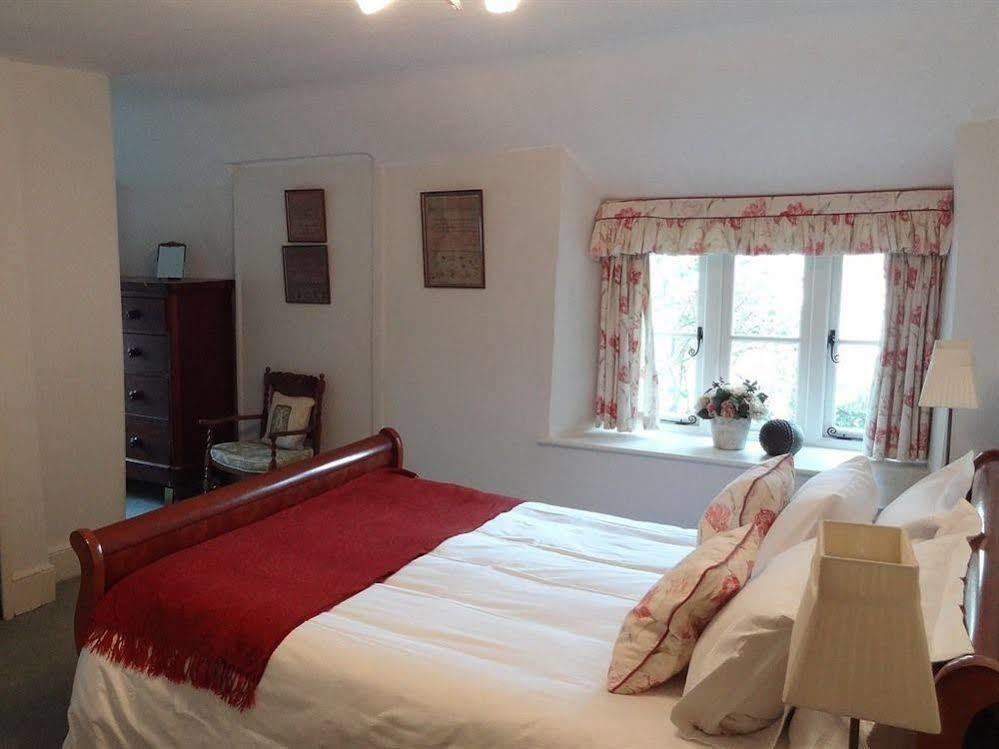 Huxham Farmhouse Bed & Breakfast East Pennard Exterior photo