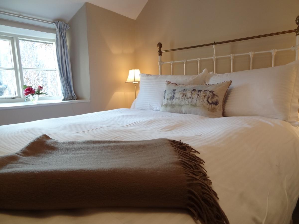 Huxham Farmhouse Bed & Breakfast East Pennard Exterior photo