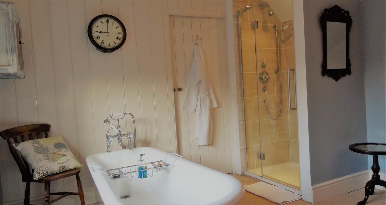 Huxham Farmhouse Bed & Breakfast East Pennard Exterior photo