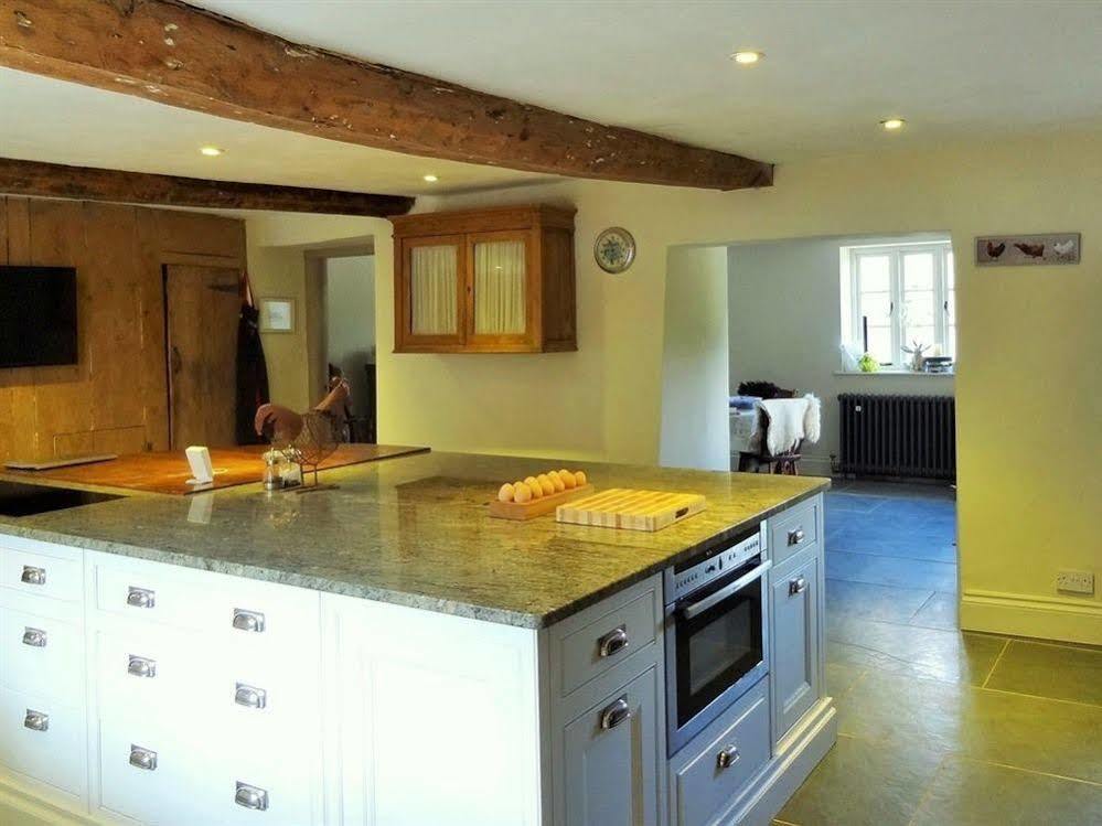 Huxham Farmhouse Bed & Breakfast East Pennard Exterior photo